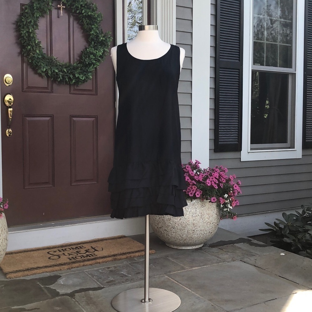 GAP Navy 100% silk Sleeveless Ruffle Hem Dress